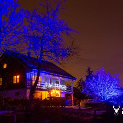 Vier kerst en nieuwjaar in Chalet Faro Durbuy met sfeervolle kerstverlichting